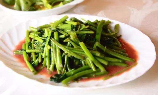 腐乳空心菜，家常美味与健康并重的烹饪艺术