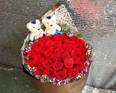 33朵玫瑰，爱的宣言与情感的高级表达