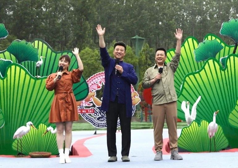 澳门六宝合典大全，最新图片及价格解析