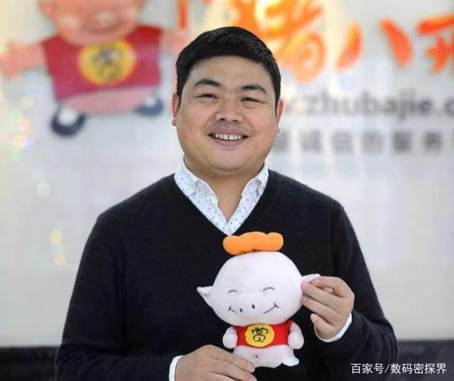 揭秘澳门六肖王小胖，传奇人物与网络热议的背后